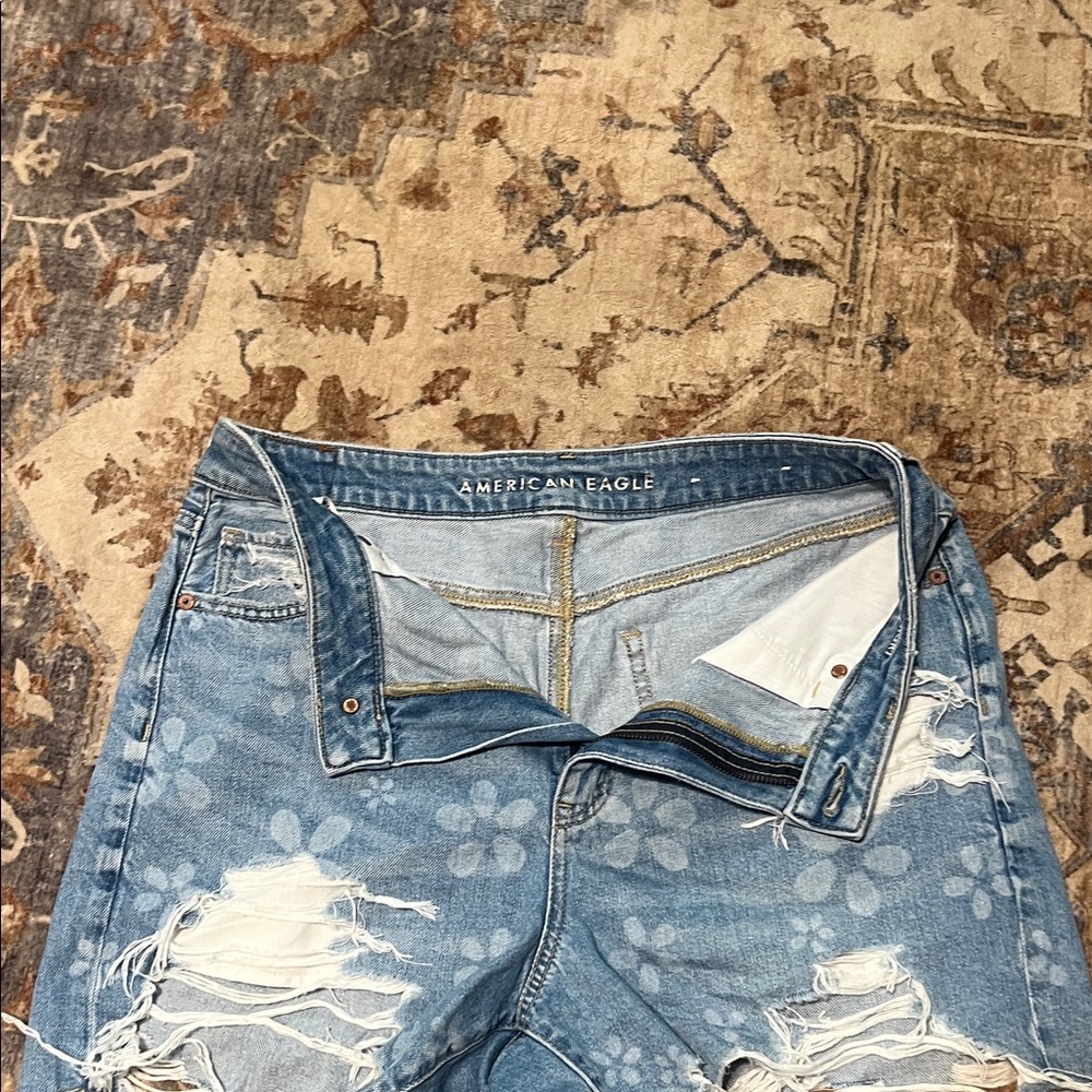 American Eagle Outfitters Women's Distressed Blue Floral Boyfriend Jeans